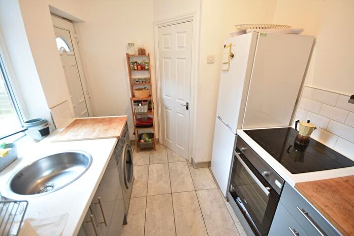 1 Bedroom Flat To Rent In Dunmorlie Street, Byker, NE6