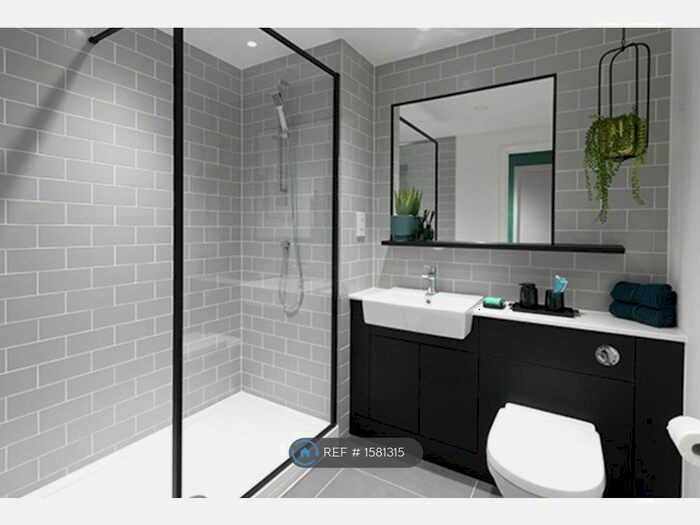 1 Bedroom Flat To Rent In Farington House, London, NW9