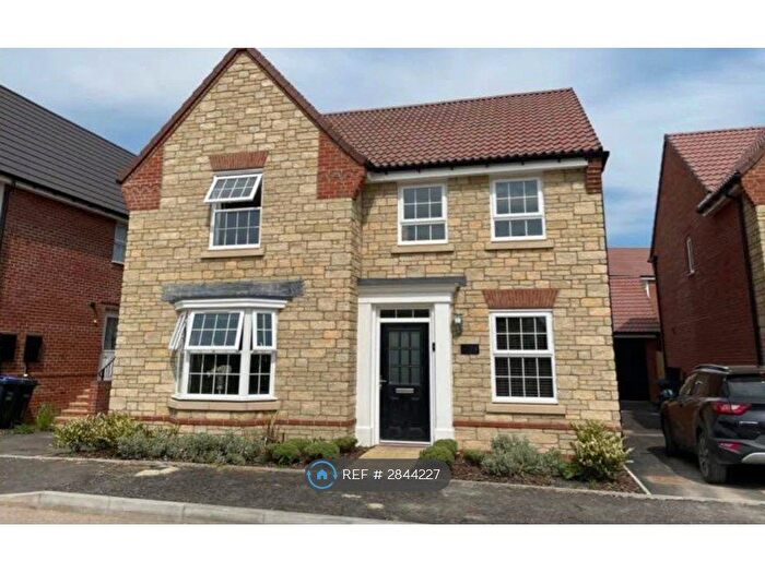 4 Bedroom Detached House To Rent In Elms Road, Chippenham, SN15