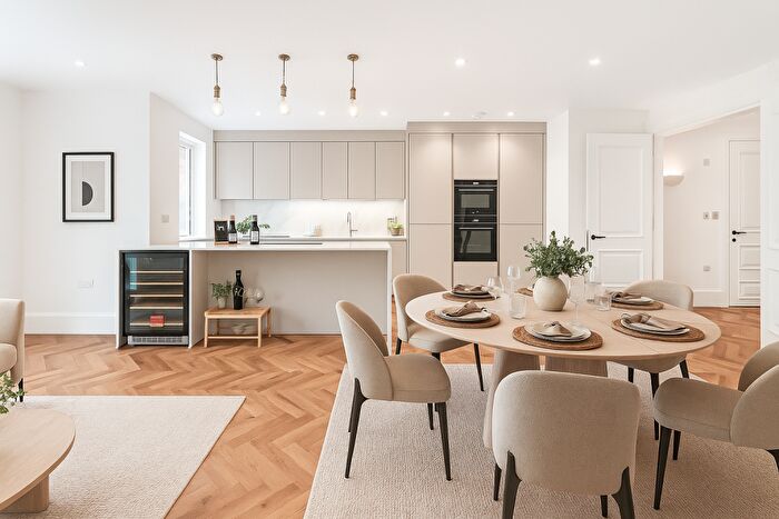 2 Bedroom Apartment For Sale In Mulberry Manor, New Road, Welwyn, Hertfordshire, AL6