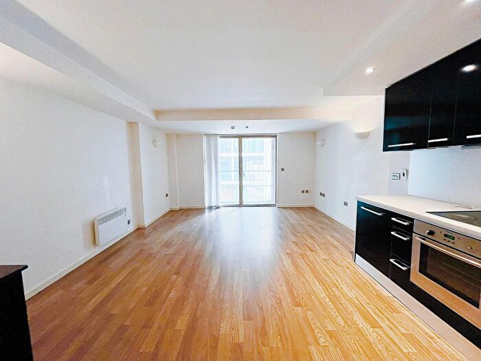 2 Bedroom Flat To Rent In Whitehall Quarter, Wellington Street, Leeds, LS1