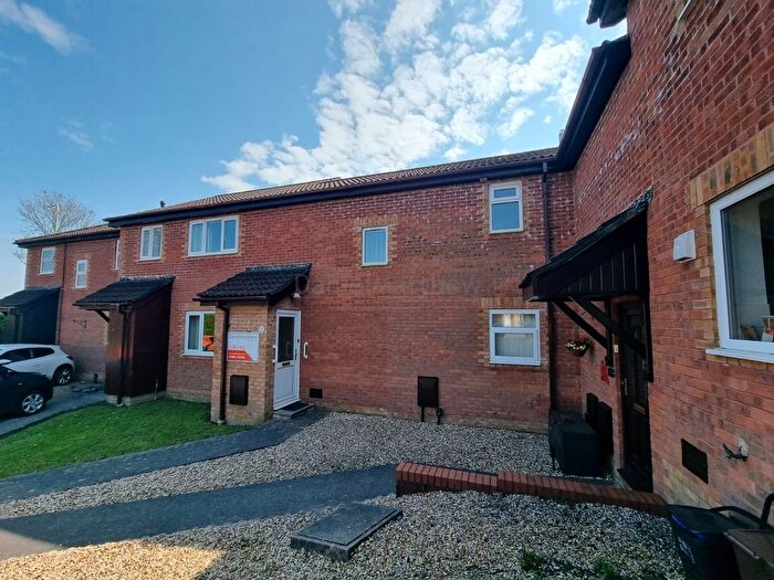 2 Bedroom Terraced House For Sale In Oak Tree Court, Brackla, CF31