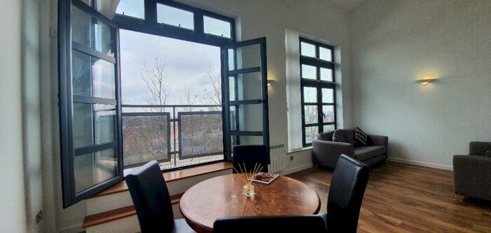 2 Bedroom Flat To Rent In Aldbourne Road, Coventry, CV1