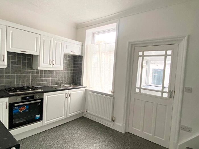 2 Bedroom Property To Rent In Hanover Street, Colne, BB8