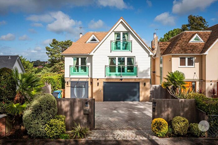 4 Bedroom Detached House For Sale In Clifton Road, Lower Parkstone, Poole, BH14