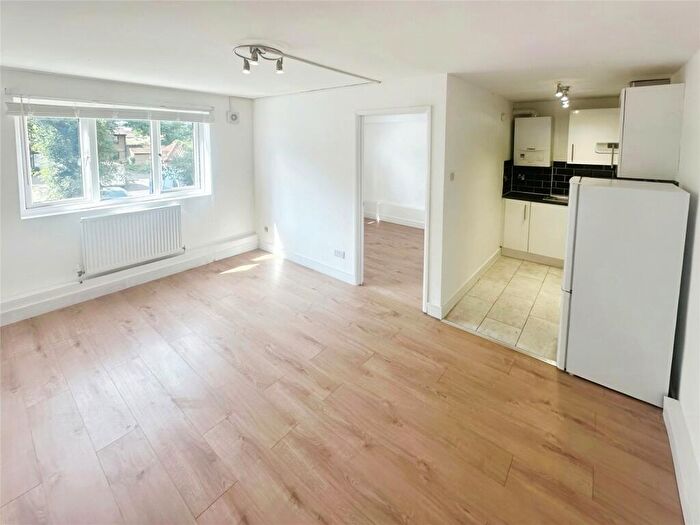 1 Bedroom Flat To Rent In Glenville Grove, London, SE8
