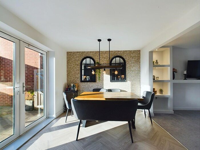 4 Bedroom Detached House For Sale In Burdock Way, Emersons Green, Bristol, BS16