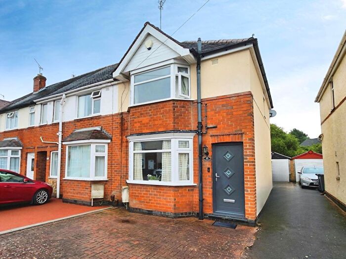3 Bedroom End Terrace House For Sale In Eastfield Road, Nuneaton, Warwickshire, CV10