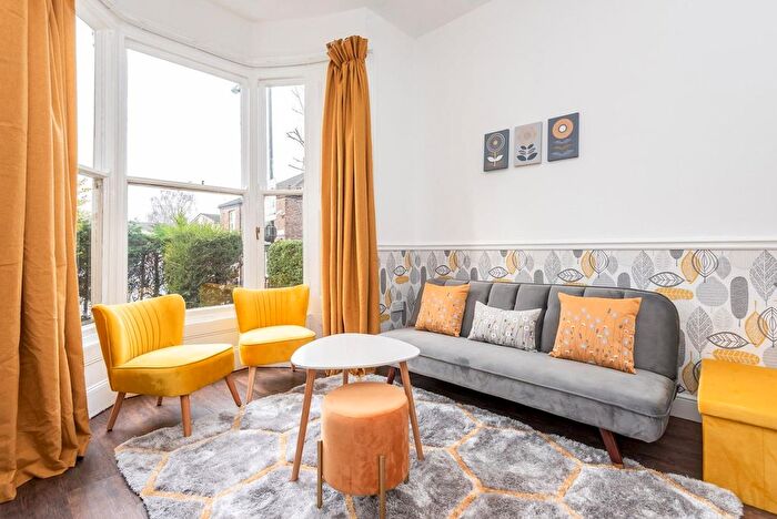 1 Bedroom Flat To Rent In City Centre West, YO23