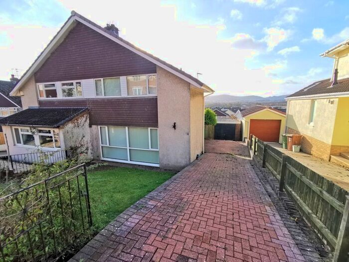 3 Bedroom Semi-Detached House To Rent In Tor View, Bedwas, Caerphilly CF83