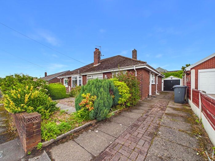 2 Bedroom Bungalow For Sale In School Avenue, Ashton-under-Lyne, Greater Manchester, OL6