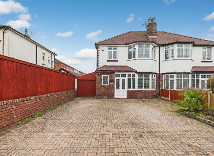 3 Bedroom Semi Detached House For Sale In Lime Street, Southport, PR8