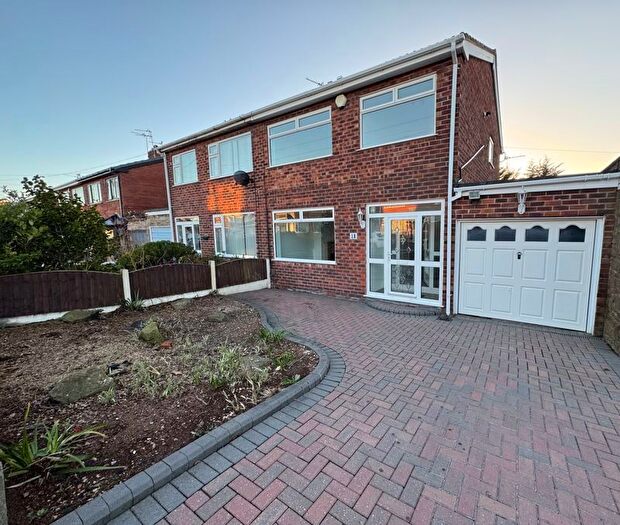 3 Bedroom Semi-Detached House To Rent In Mersey Avenue, Liverpool, L31