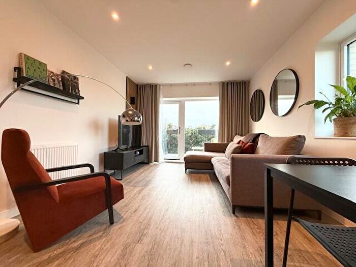 1 Bedroom Apartment To Rent In Brumwell Avenue, London, SE18