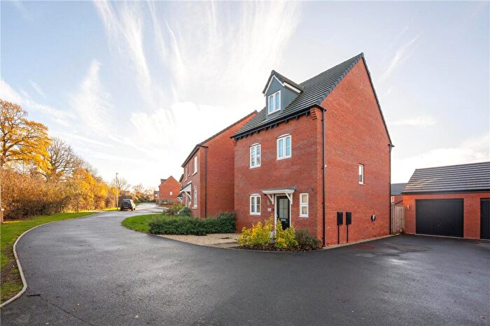 3 Bedroom Detached House For Sale In St. Marys Mews, Cubbington, Leamington Spa, Warwickshire, CV32