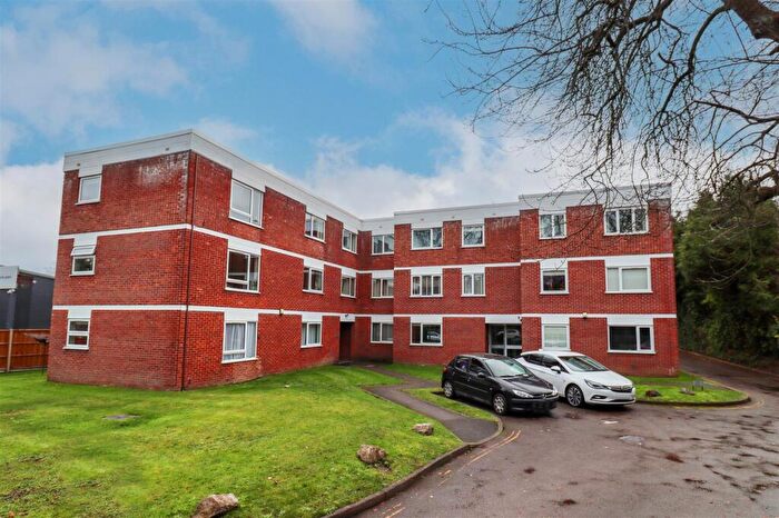 1 Bedroom Apartment For Sale In Fleet Road, Fleet, GU51