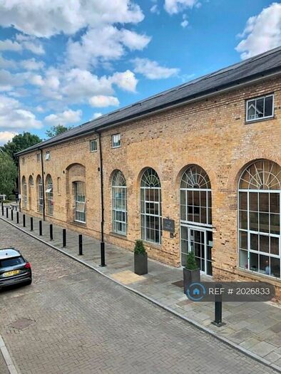 2 Bedroom Flat To Rent In Station Road, Ware, SG12