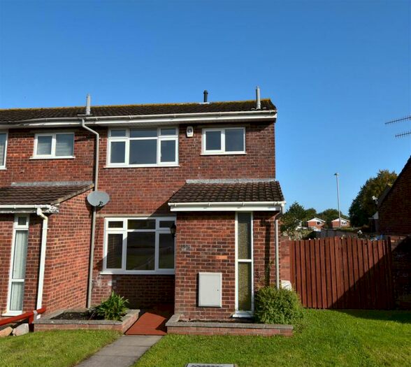 3 Bedroom Flat To Rent In Whitchurch Lane, Whitchurch, Bristol, BS14