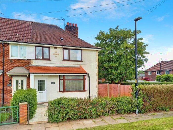 3 Bedroom End Of Terrace House To Rent In Pitfield Gardens, Manchester, M23