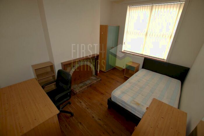 3 Bedroom Terraced House To Rent In Lytham Road, Clarendon Park, LE2