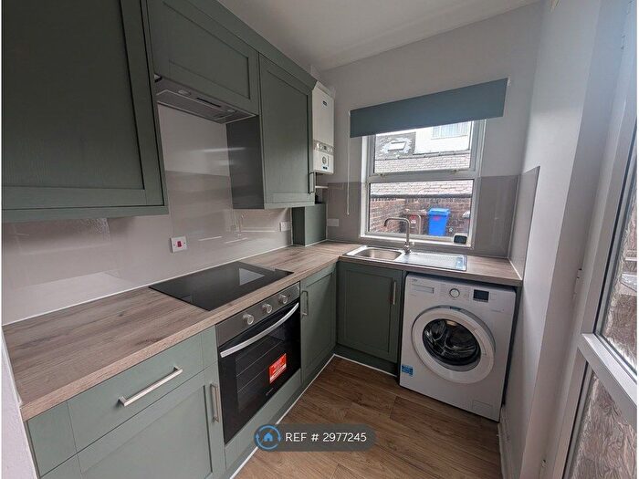 3 Bedroom End Of Terrace House To Rent In Fitzgerald Road, Sheffield, S10