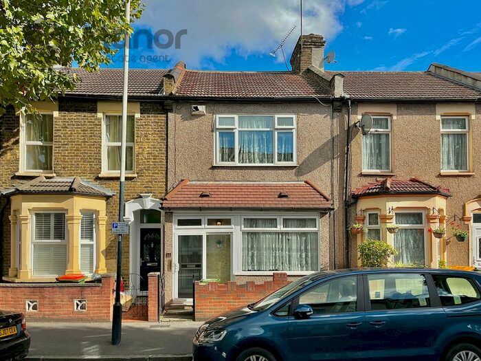 3 Bedroom Terraced House To Rent In Wall End Road, East Ham, E6