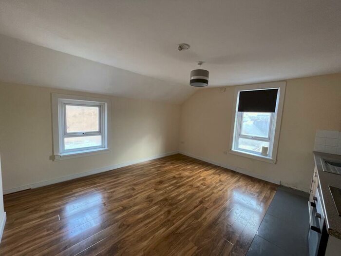 1 Bedroom Flat To Rent In Station Road, Blackpool, FY4