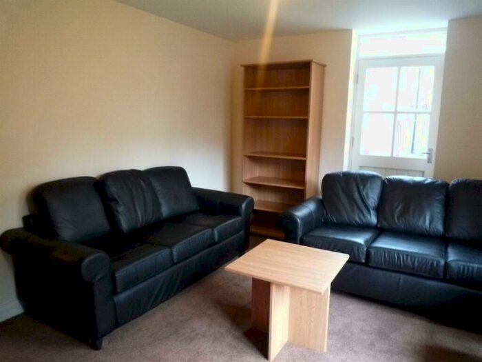 6 Bedroom House To Rent In A Willis Road, Cambridge, CB1