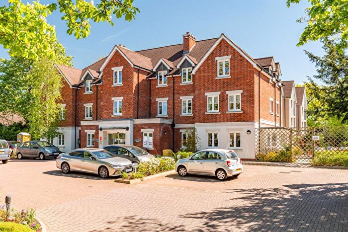1 Bedroom Apartment For Sale In Constance Place, Knebworth, SG3