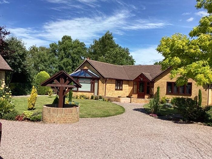 3 Bedroom Detached Bungalow For Sale In Biggleswade Road, Upper Caldecote, SG18
