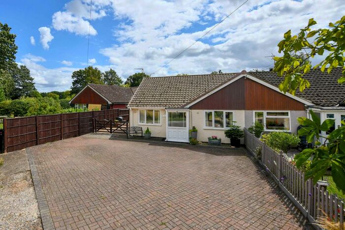2 Bedroom Semi-Detached Bungalow For Sale In Dering Close, Pluckley, TN27