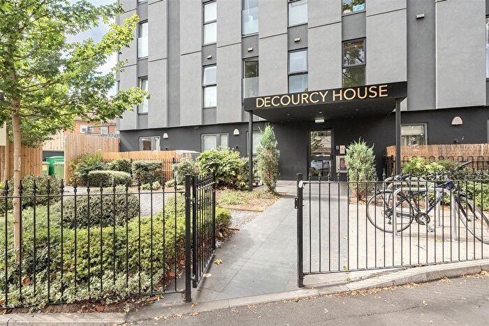 1 Bedroom Flat For Sale In Upper York Street, Bristol, BS2