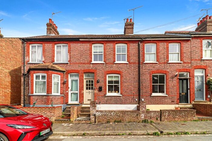 3 Bedroom Terraced House For Sale In Kings Road, St. Albans, Hertfordshire, AL3