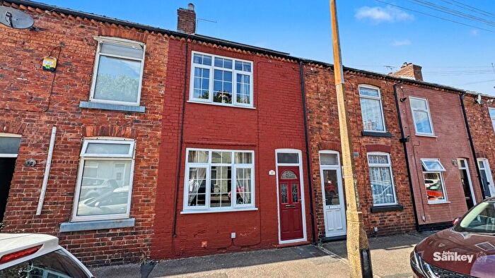 3 Bedroom Terraced House For Sale In York Road, Shirebrook, NG20