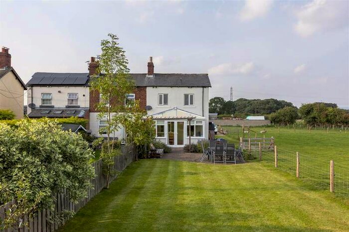 3 Bedroom End Of Terrace House For Sale In West Knapton, Malton, YO17