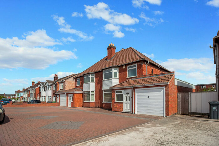 6 Bedroom Semi-Detached House To Rent In Brunswick Street, Leamington Spa, CV31