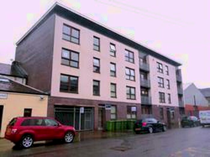 2 Bedroom Flat To Rent In Hotspur Street Flat /, G20