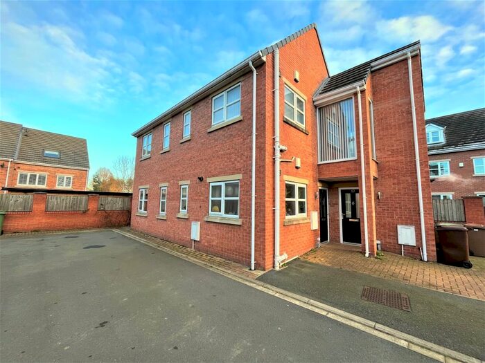 2 Bedroom Flat To Rent In Gilcar Villas, Normanton, WF6