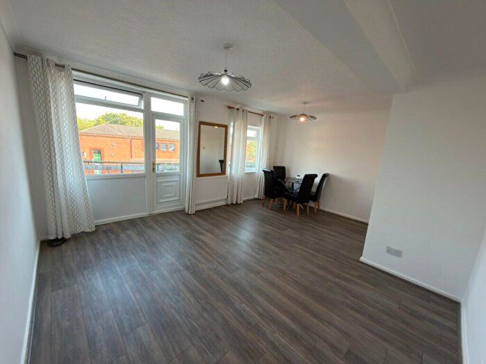 3 Bedroom Terraced House To Rent In Pelham Place, Chapel Allerton, Leeds, LS7