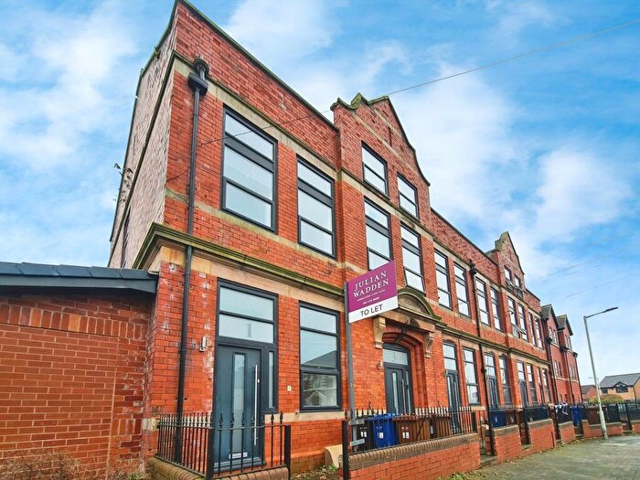 4 Bedroom Terraced House To Rent In Rowsley Grove, Reddish, Stockport, SK5