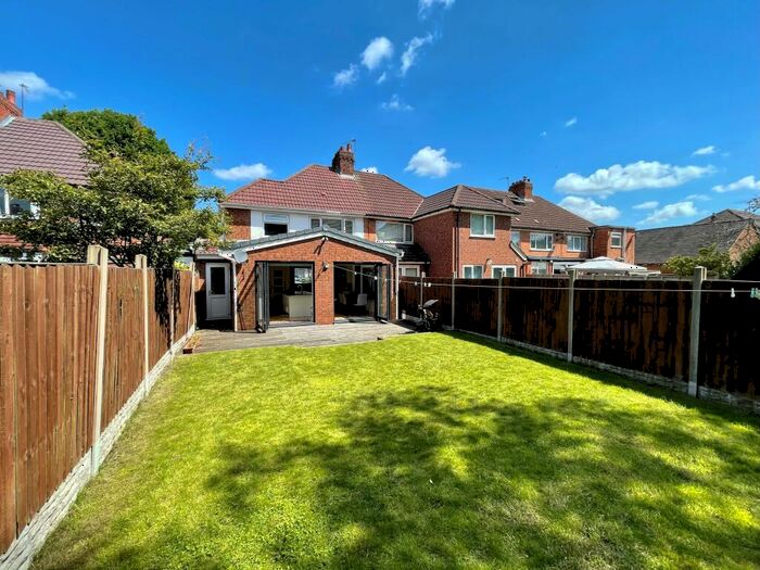 3 Bedroom House To Rent In Union Road, Shirley, Solihull, B90