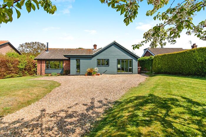 4 Bedroom Detached Bungalow For Sale In Tunneys Lane, Ditchingham, Bungay, NR35