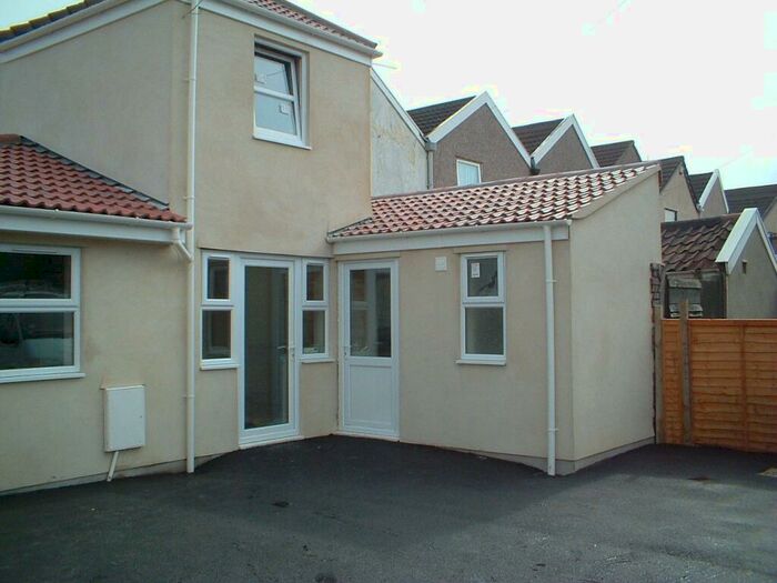 1 Bedroom Flat To Rent In Soundwell Road, Bristol, BS15