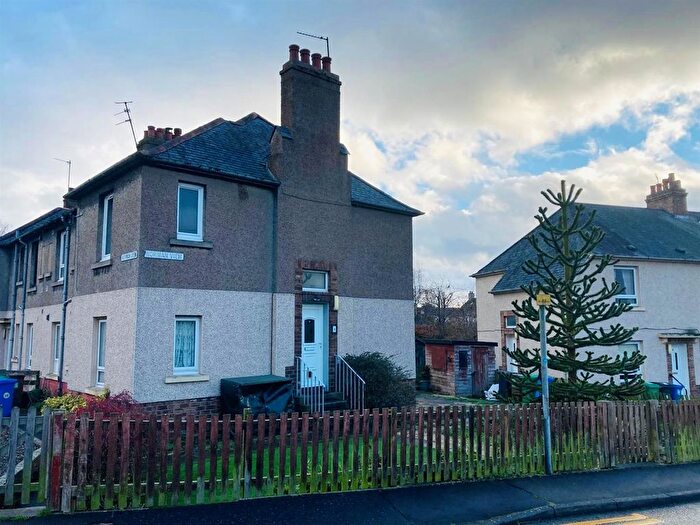 2 Bedroom Flat To Rent In Norman View, Leuchars, KY16