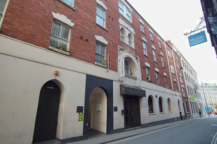 1 Bedroom Flat To Rent In Crusader House, St Stephens Street, City Centre, BS1