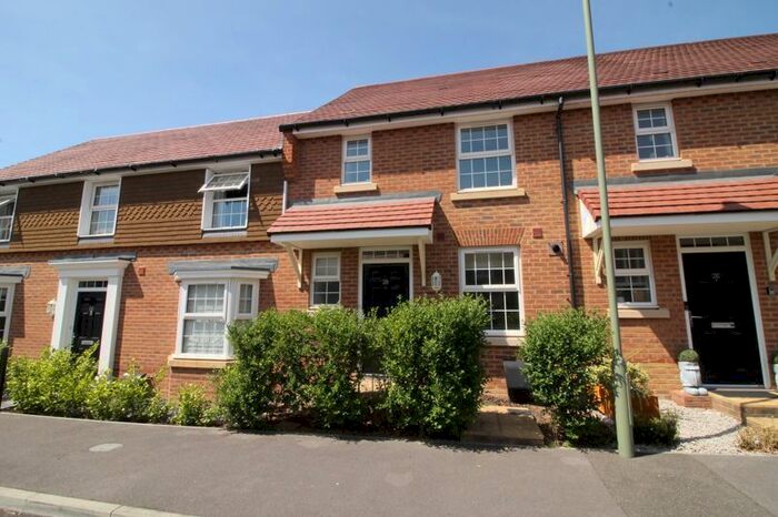 3 Bedroom Terraced House To Rent In Agincourt Drive, Sarisbury Green, Southampton, SO31