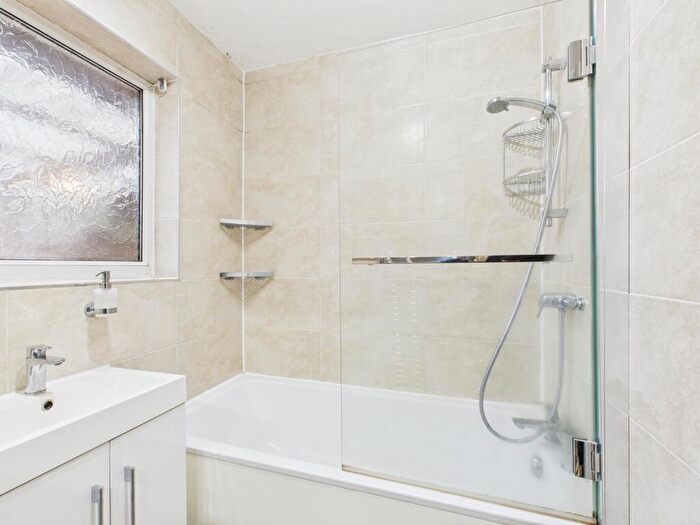 3 Bedroom Detached Bungalow To Rent In Gorse Lane, Oadby, LE2