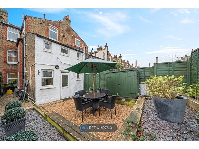 2 Bedroom Flat To Rent In Gilbey Road, London, SW17