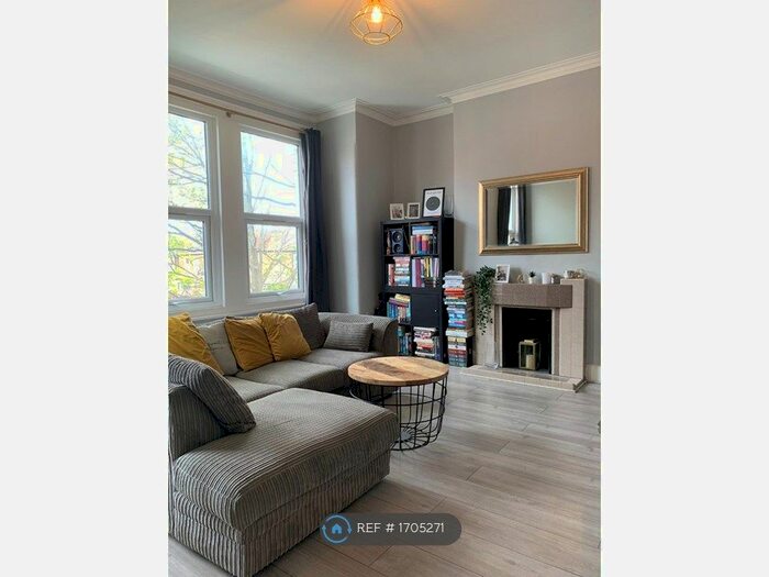 1 Bedroom Flat To Rent In Acre Road, London, SW19