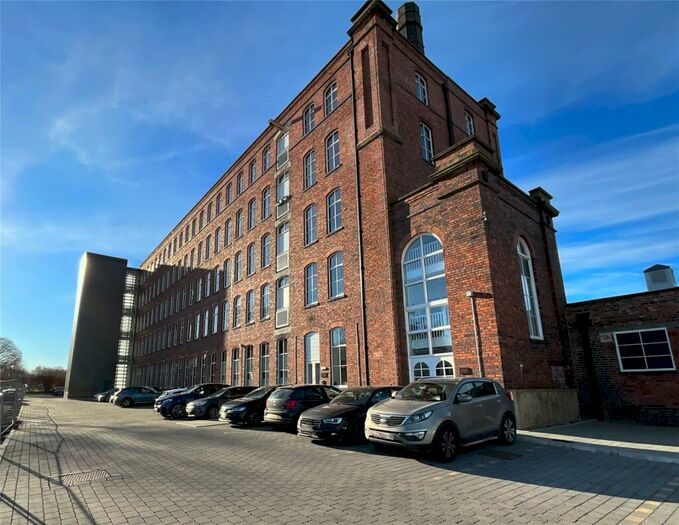 1 Bedroom Apartment For Sale In Tolson Court, Fazeley, Tamworth, Staffordshire, B78